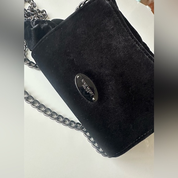 Nine West - Picture 3 of 8